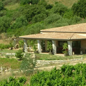  Vakantieboerderij Su Solianu