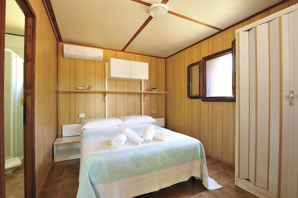 Villaggio Camping Tesonis Beach Tertenìa